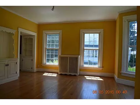 276 Providence St, Woonsocket, RI 02895 photo 4