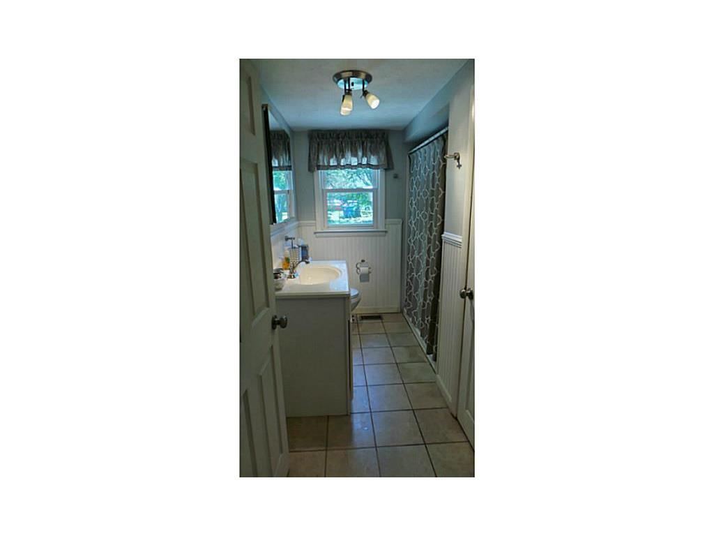 4 Baron Ct, Warwick, RI 02888 photo 12
