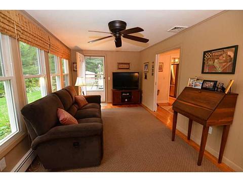 415 Red Chimney Dr, Warwick, RI 02886 photo 15