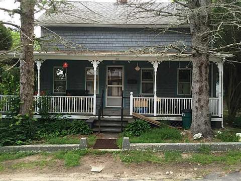 20 Benoit St, Coventry, RI 02816 photo 1