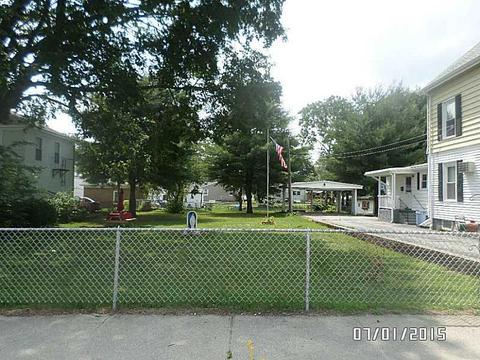 41 Jackson St, Woonsocket, RI 02895 photo 2