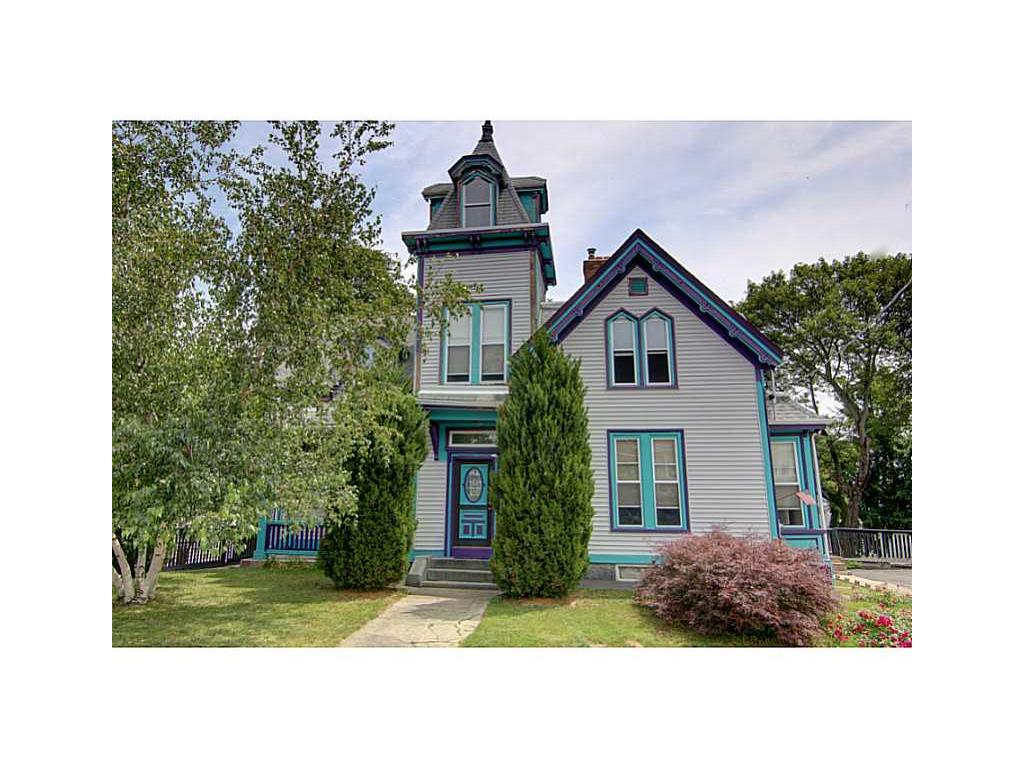 83 Summer St, Woonsocket, RI 02895 photo 3