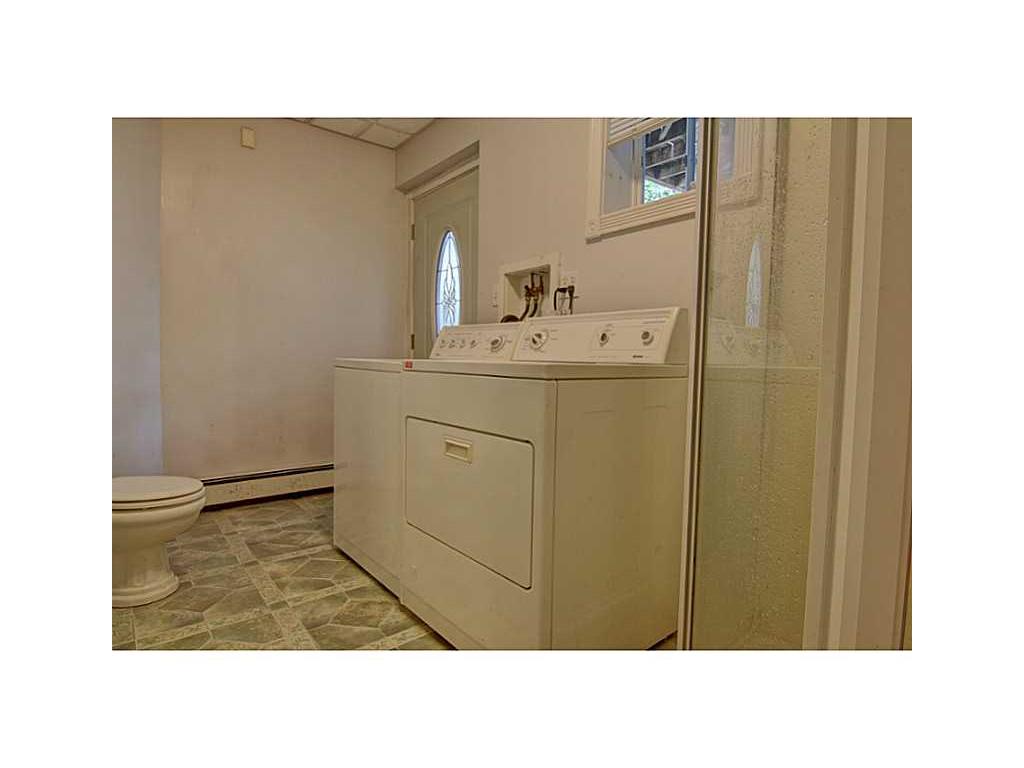 83 Summer St, Woonsocket, RI 02895 photo 20