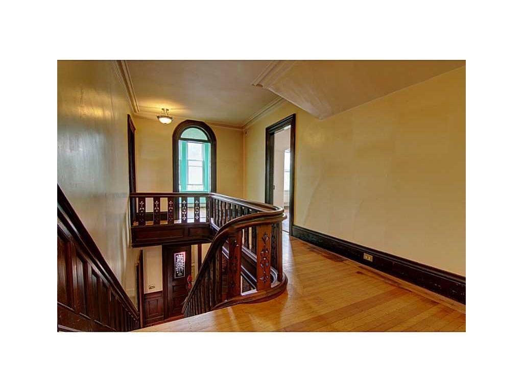 83 Summer St, Woonsocket, RI 02895 photo 11