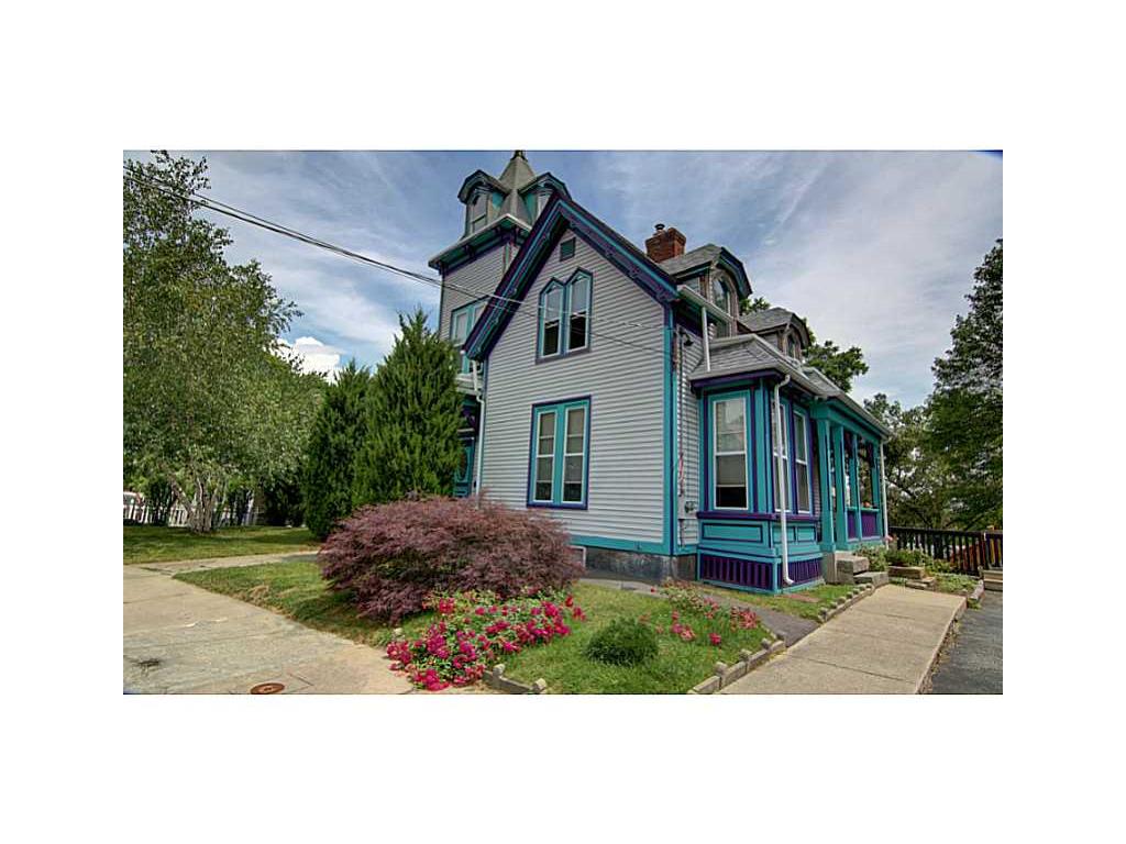 83 Summer St, Woonsocket, RI 02895 photo 2