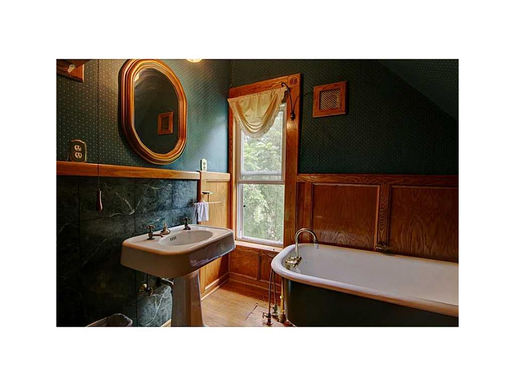 83 Summer St, Woonsocket, RI 02895 photo 14