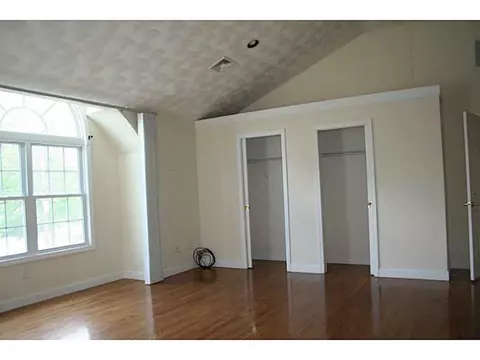355 Orchard St, Woonsocket, RI 02895 photo 16