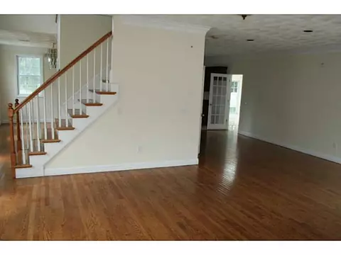 355 Orchard St, Woonsocket, RI 02895 photo 7