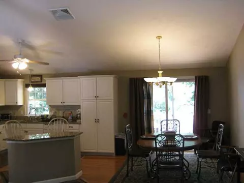 308 Congress St, Woonsocket, RI 02895 photo 9