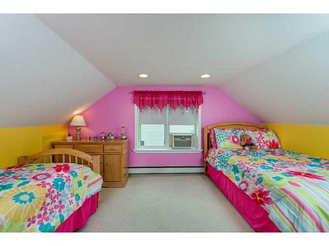 76 Dawn Blvd, Woonsocket, RI 02895 photo 16
