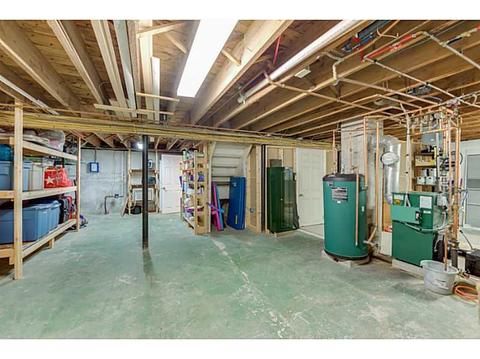 76 Dawn Blvd, Woonsocket, RI 02895 photo 18