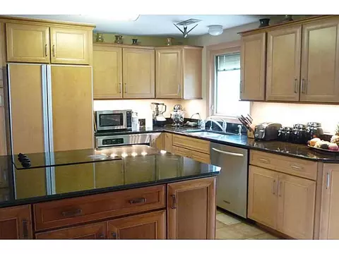 11 Camp St, Glocester, RI 02814 photo 11
