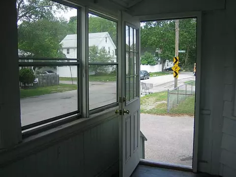 134 Atlantic Ave, Warwick, RI 02888 photo 18