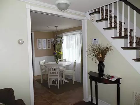 48 Clark St, Westerly, RI 02891 photo 9