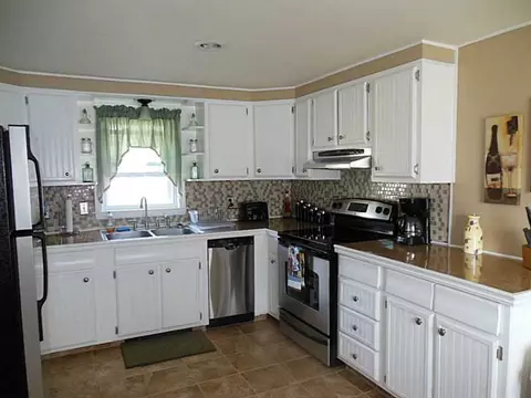 48 Clark St, Westerly, RI 02891 photo 5