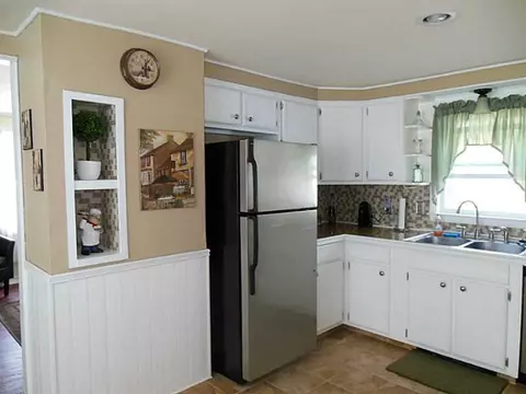 48 Clark St, Westerly, RI 02891 photo 6