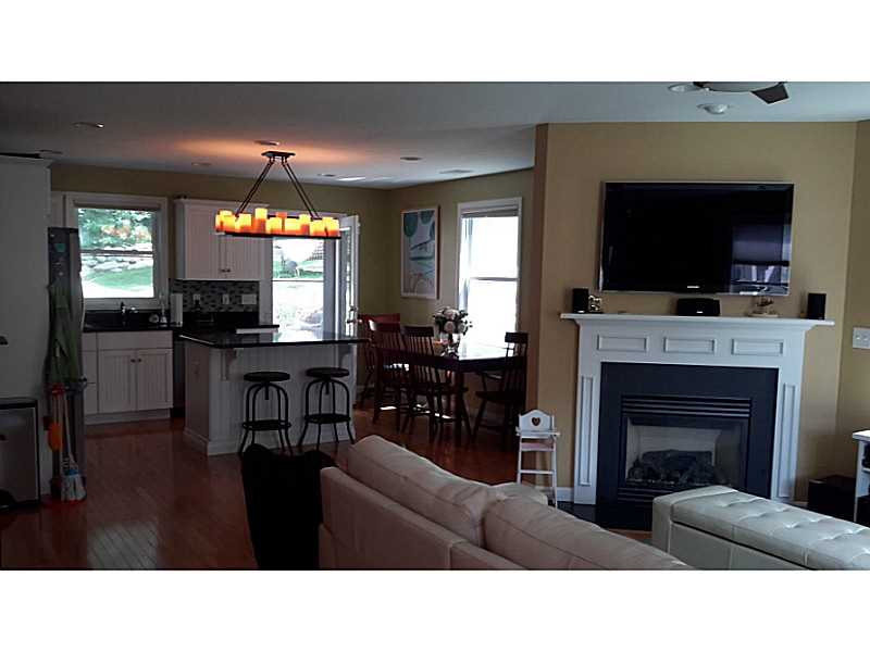 32 Captains Dr, Westerly, RI 02891 photo 5