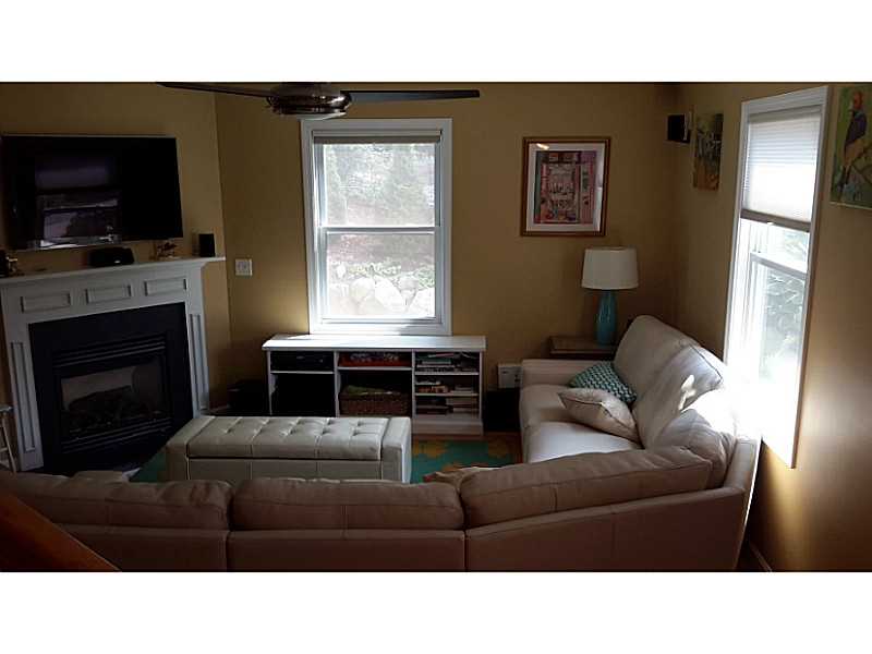 32 Captains Dr, Westerly, RI 02891 photo 4
