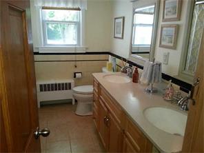 87 Freeman St, Warwick, RI 02886 photo 14