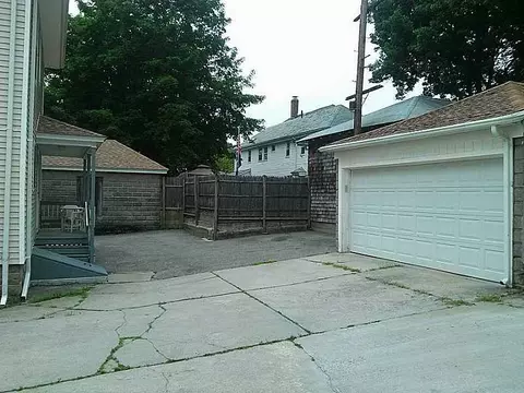 26 Blakeley St, Woonsocket, RI 02895 photo 17