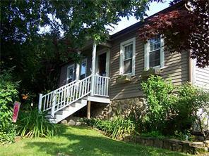 40 Fairview Ave, Westerly, RI 02891 photo 1