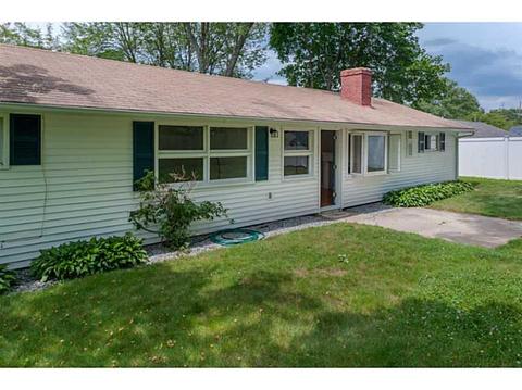 92 Chatworth Ave, Warwick, RI 02886 photo 19