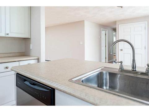 92 Chatworth Ave, Warwick, RI 02886 photo 5