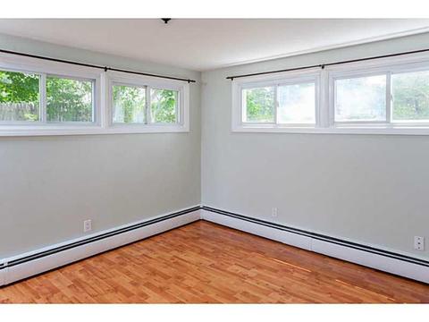 92 Chatworth Ave, Warwick, RI 02886 photo 11