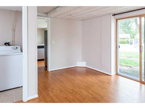 92 Chatworth Ave, Warwick, RI 02886 photo 9