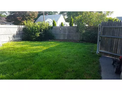 233 Morse Ave, Warwick, RI 02886 photo 22