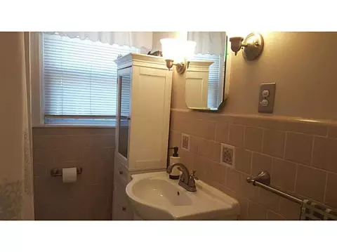 233 Morse Ave, Warwick, RI 02886 photo 17