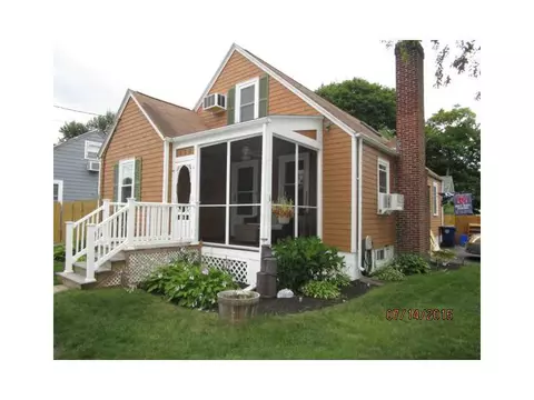 233 Morse Ave, Warwick, RI 02886 photo 2