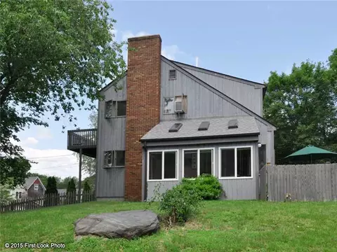 50 Sloop St, Jamestown, RI 02835 photo 2