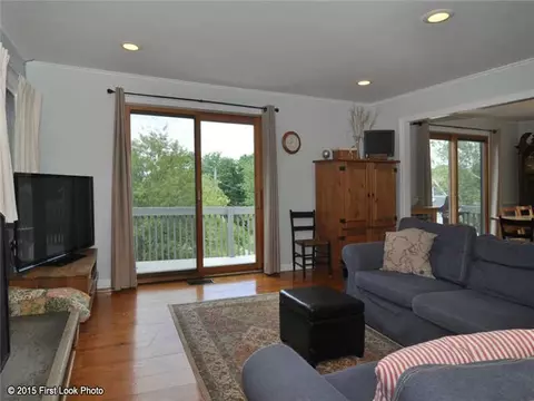 50 Sloop St, Jamestown, RI 02835 photo 5