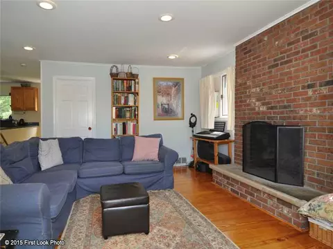 50 Sloop St, Jamestown, RI 02835 photo 4