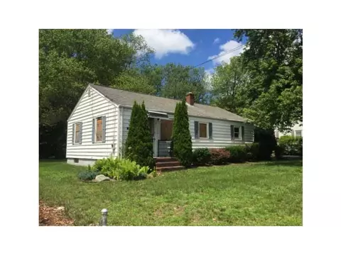 243 Lydia Ave, Woonsocket, RI 02895 photo 1