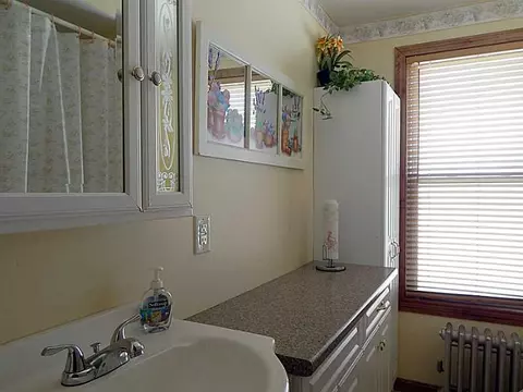 30 Opper Ave, Warwick, RI 02889 photo 9