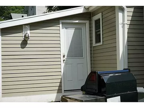 40 Cross St, Westerly, RI 02891 photo 24