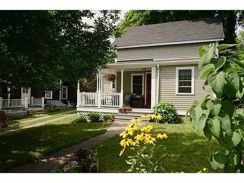 40 Cross St, Westerly, RI 02891 photo 3