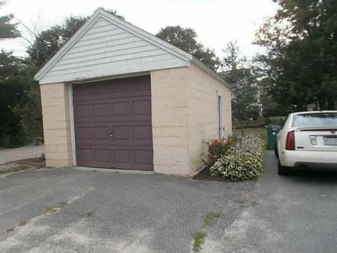 339 Bailey St, Woonsocket, RI 02895 photo 4