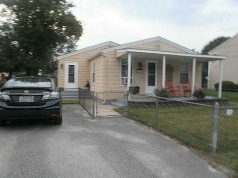 339 Bailey St, Woonsocket, RI 02895 photo 2