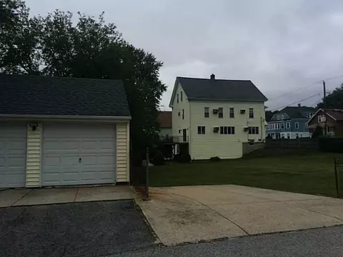 718 Grove St, Woonsocket, RI 02895 photo 21