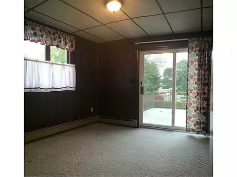 718 Grove St, Woonsocket, RI 02895 photo 5