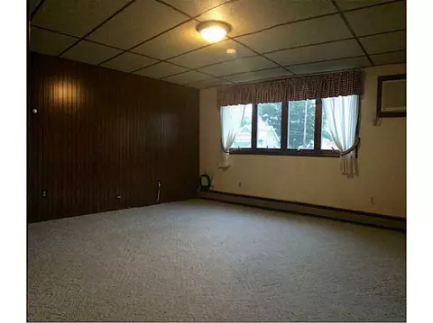 718 Grove St, Woonsocket, RI 02895 photo 4