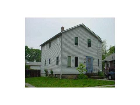212 Holmes Rd, Warwick, RI 02888 photo 1