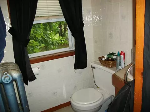 624 Charles St, Fall River, MA 02724 photo 4