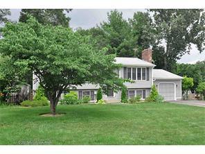 14 Sturbridge Dr, Warwick, RI 02886 photo 3