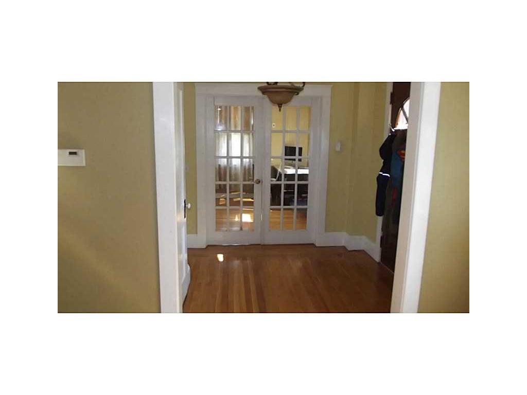 75 Newfield Ave, Warwick, RI 02888 photo 8