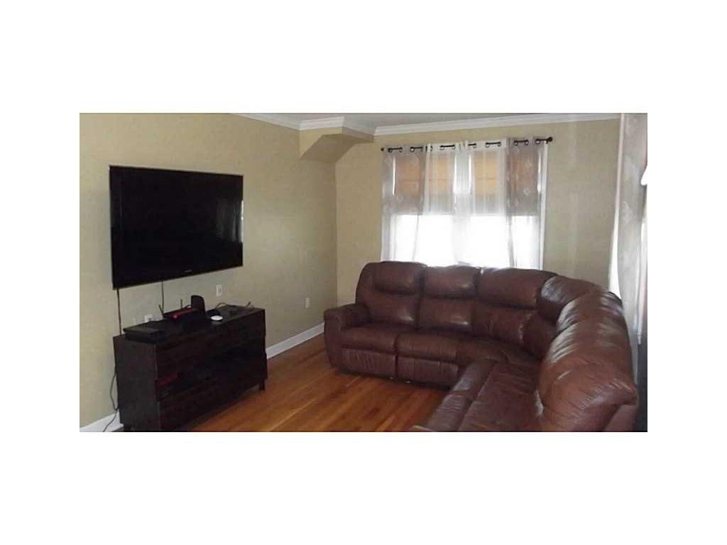 75 Newfield Ave, Warwick, RI 02888 photo 9