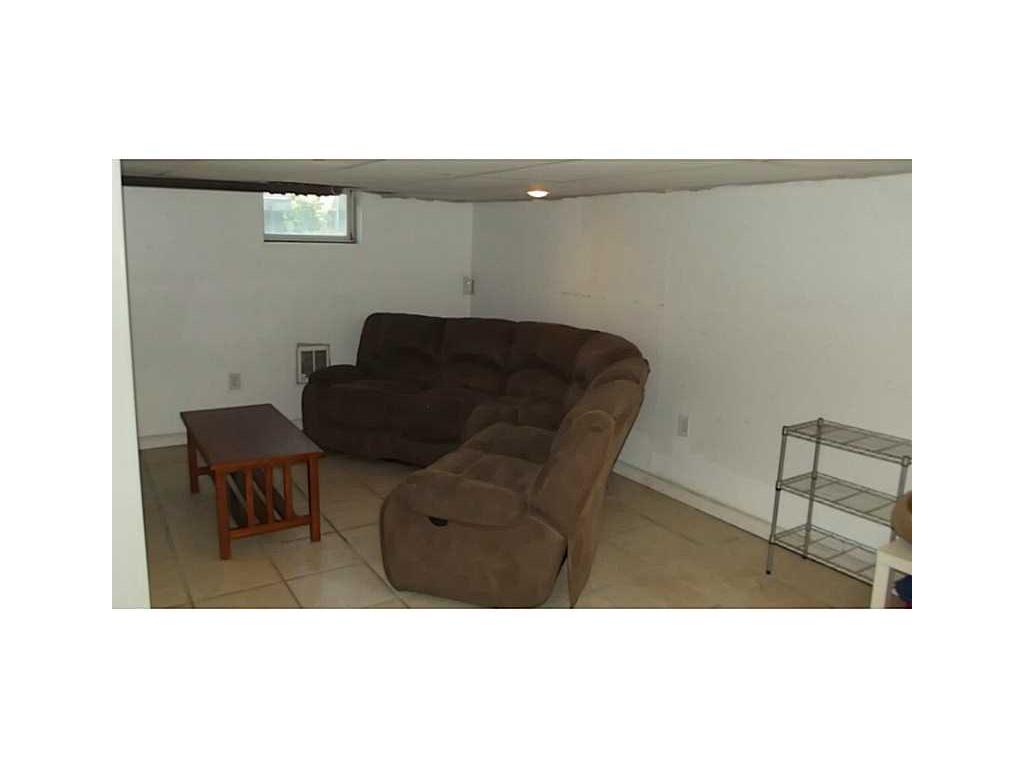 75 Newfield Ave, Warwick, RI 02888 photo 21